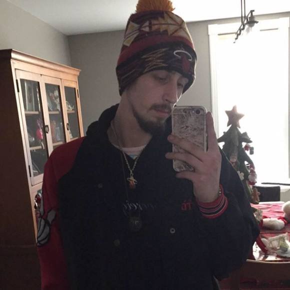 Meet your Posher, Alex - Picture 1 of 1